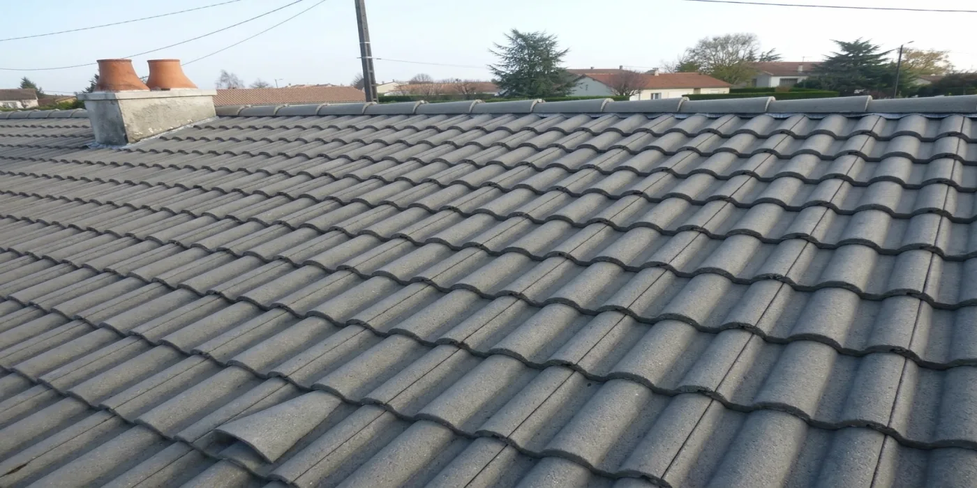 Nettoyage de toiture dans l'Indre-et-Loire — après (chantier 1)