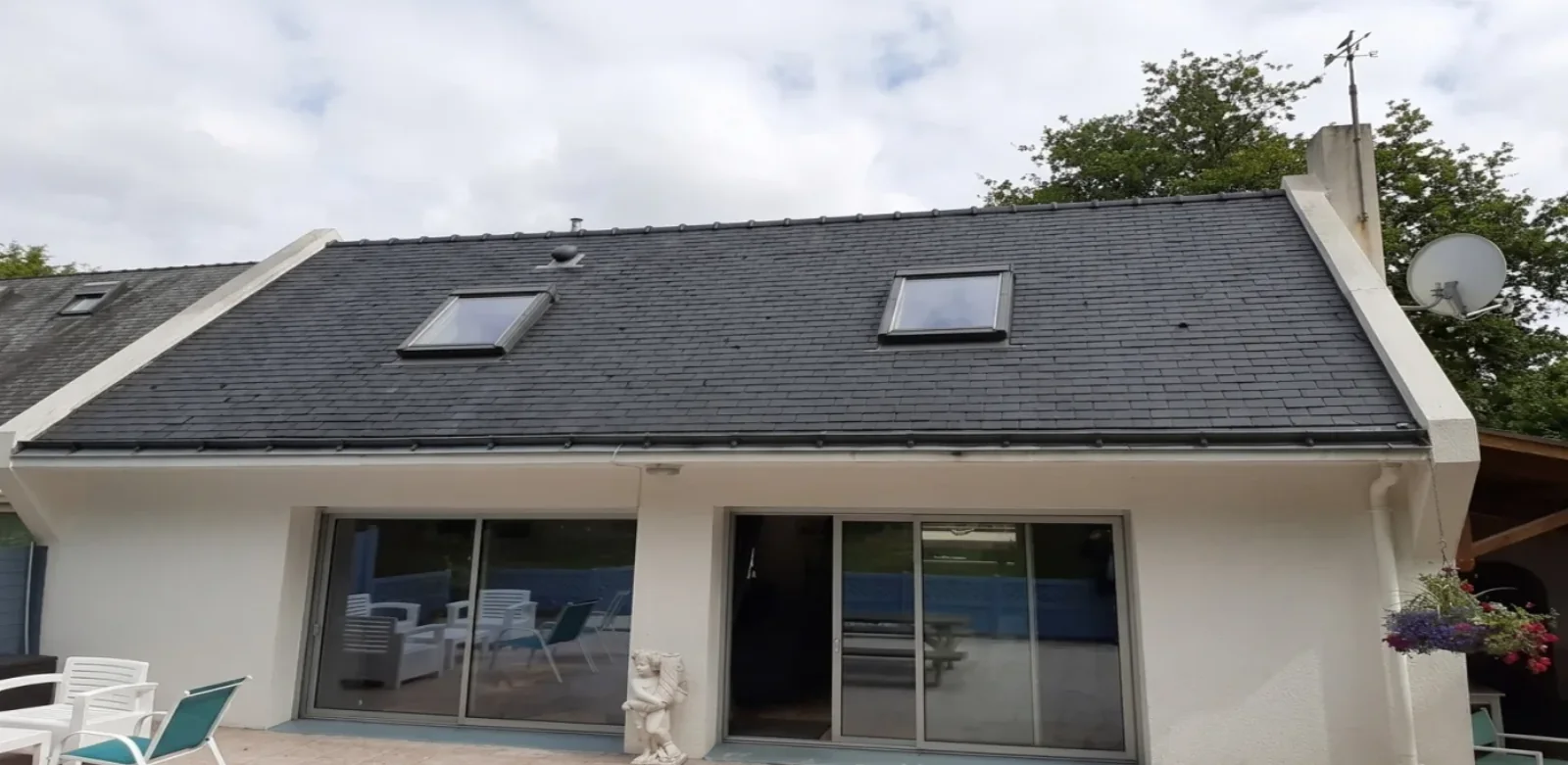 Démoussage de toiture dans l'Indre-et-Loire