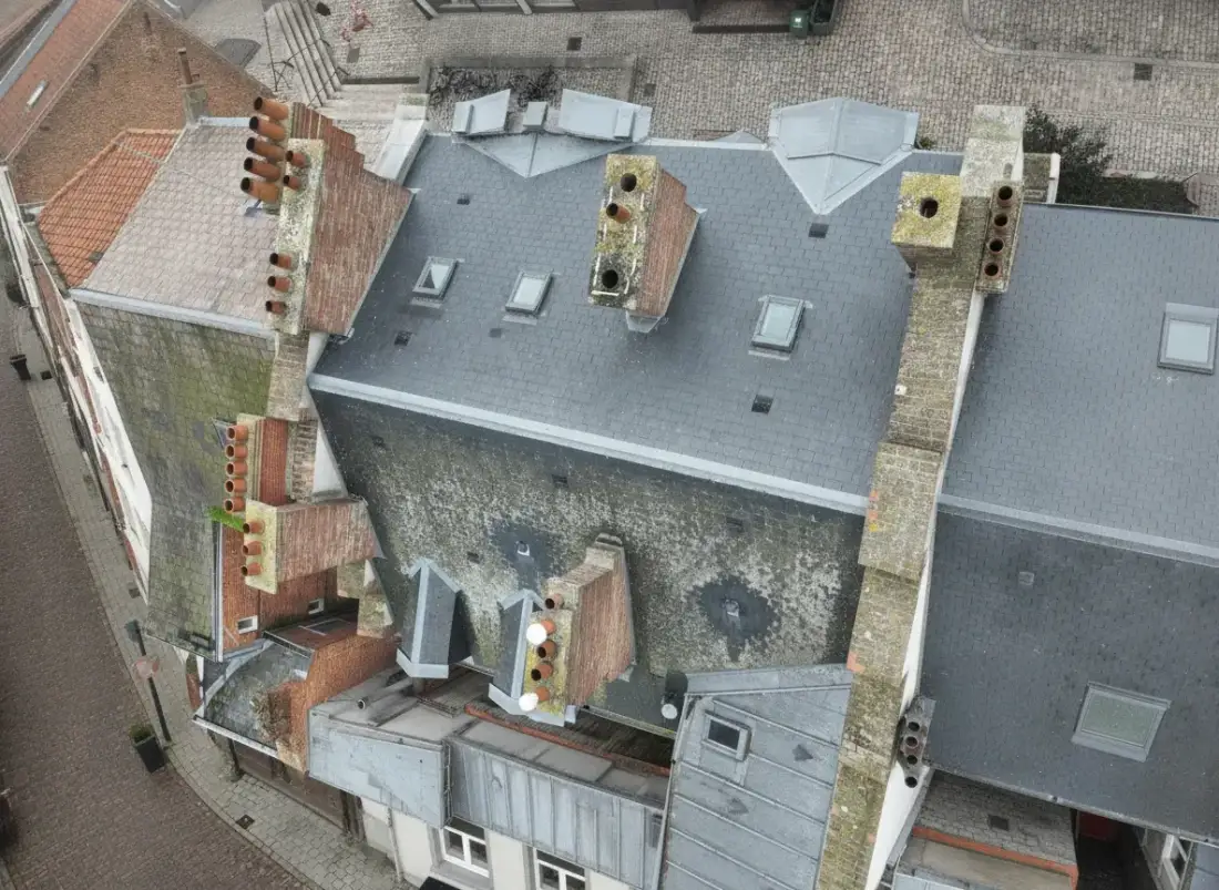 Inspection de toiture par drone dans l'Indre-et-Loire